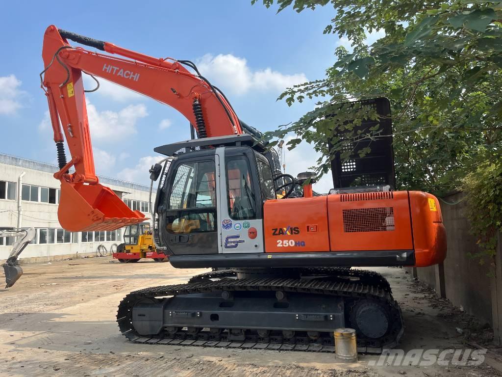 Hitachi ZX 250 Bageri guseničari