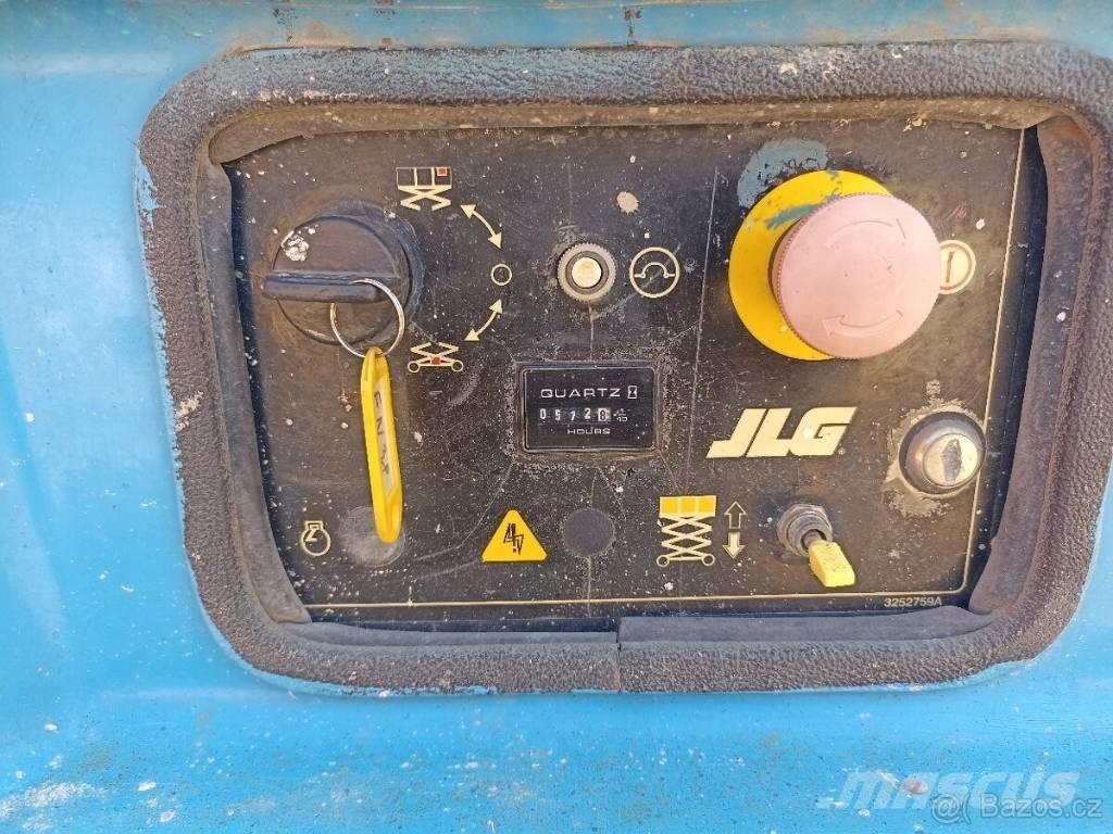 JLG 4069 LE-B Makazaste platforme