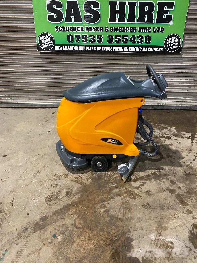 Taski 955b Mašine za čiščenje i ribanje podova