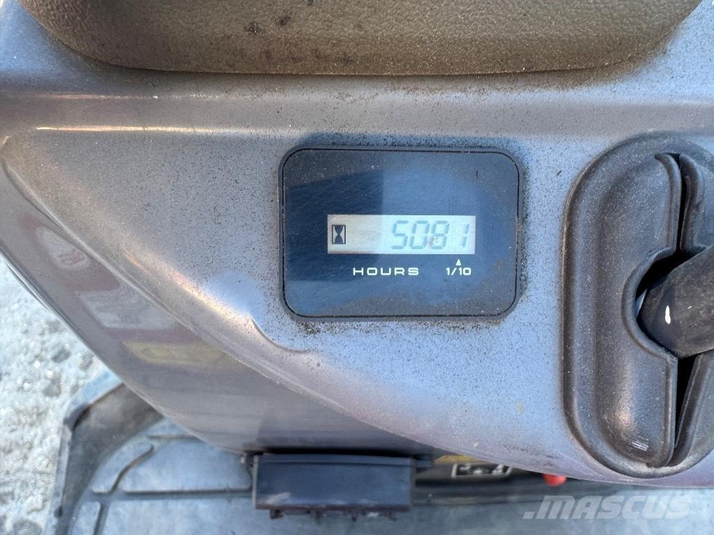 Yanmar SV08 (1E069) Mini bageri < 7t