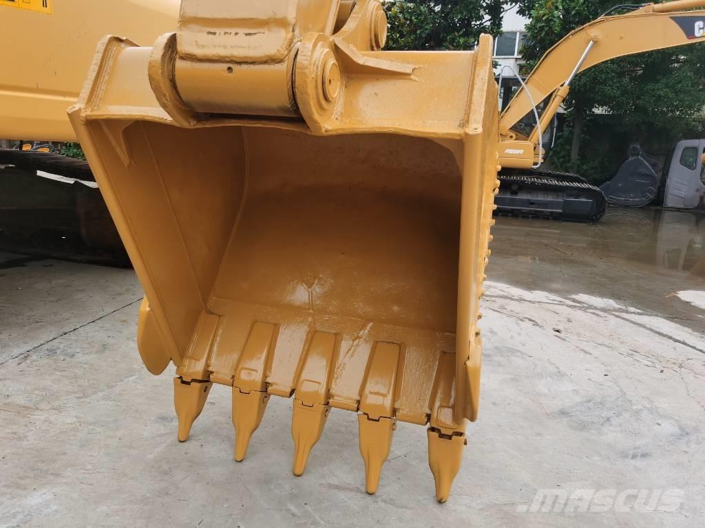 CAT 330 D Bageri guseničari