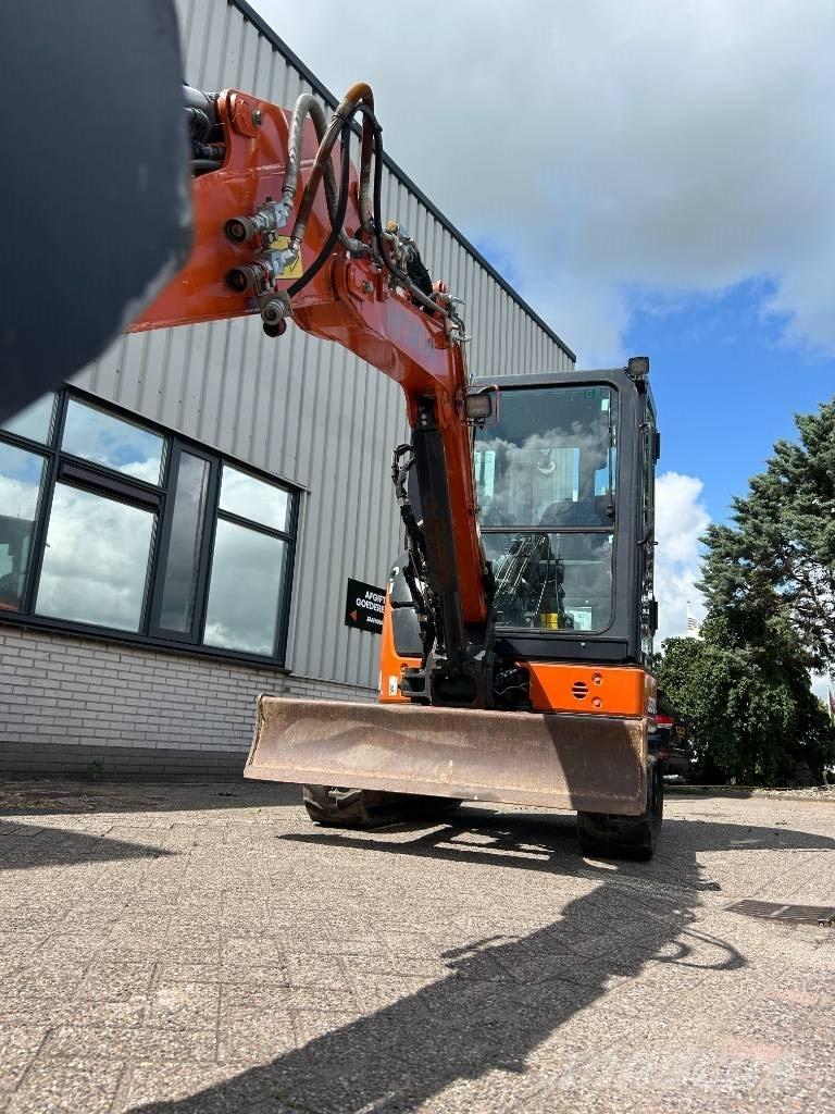 Hitachi ZX33U-6 Mini bageri < 7t