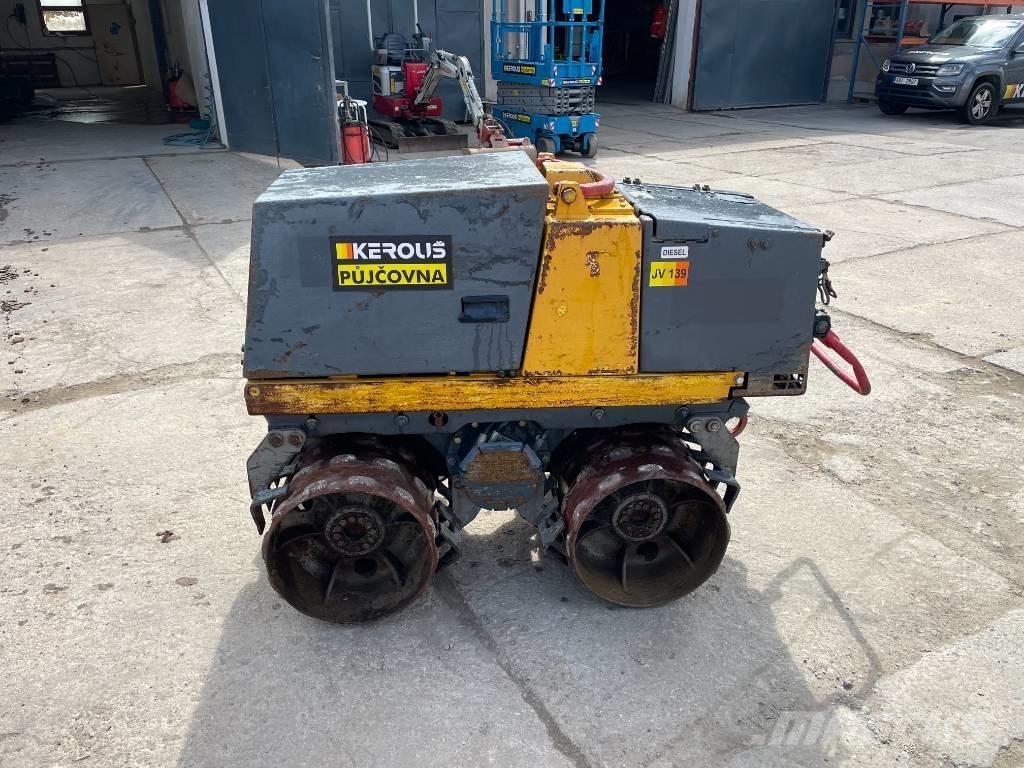 Bomag BMP 851 Valjci sa duplim bubnjem
