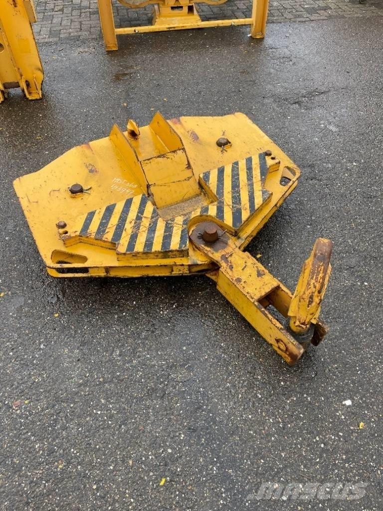 Potain MDT368-L16 Kranovi tornjevi
