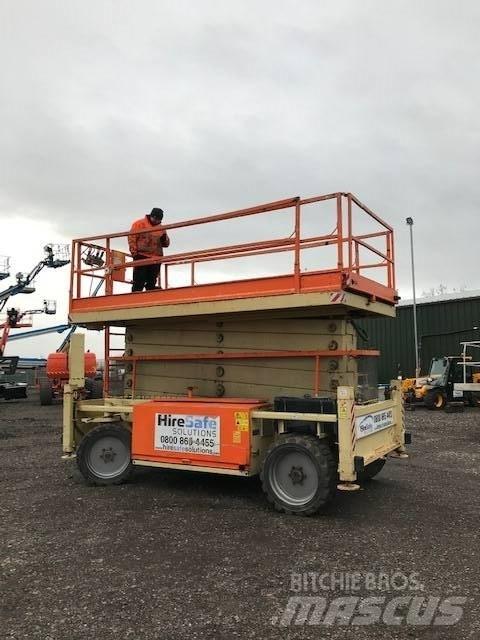 JLG 203-24 Makazaste platforme