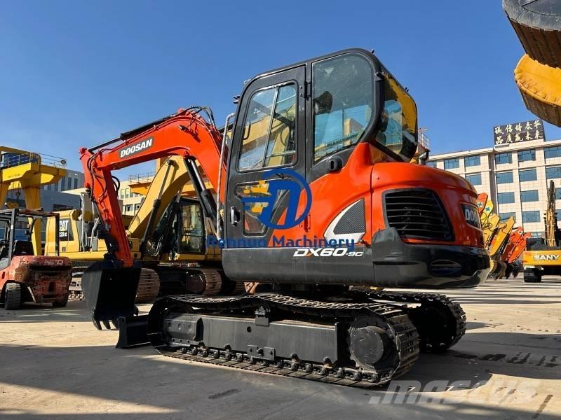 Doosan DX 60 Bageri guseničari