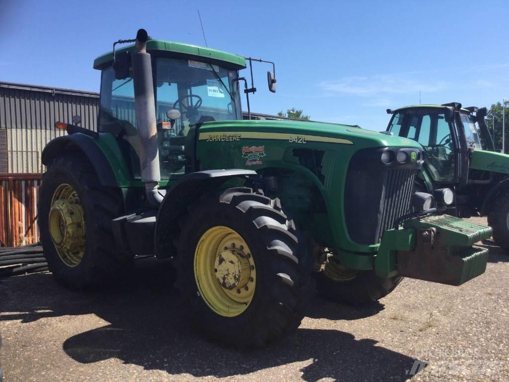John Deere 8420 Traktori