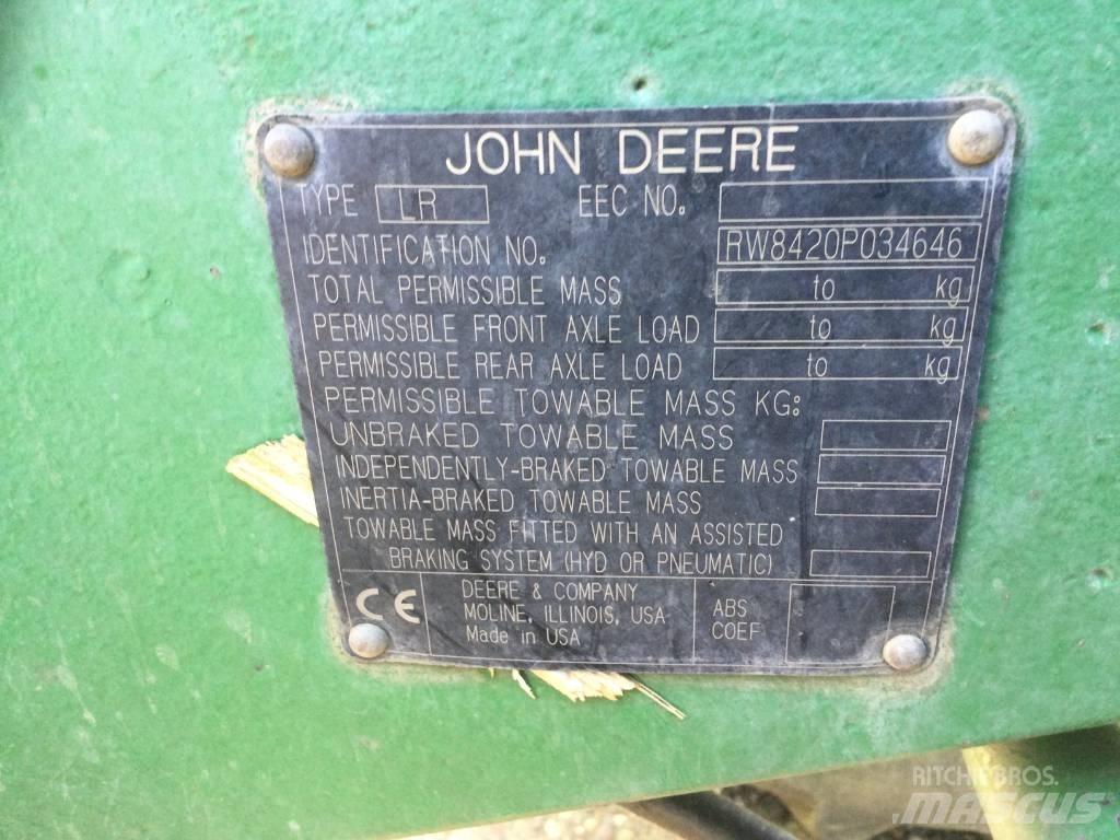 John Deere 8420 Traktori