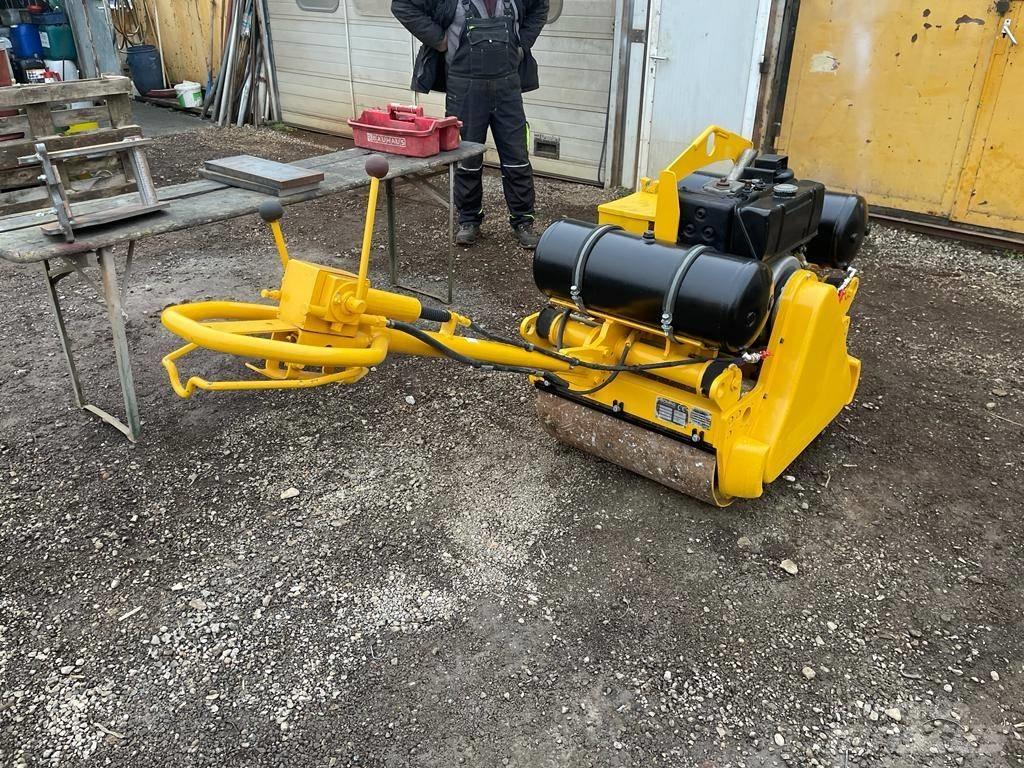 Bomag BW 65 S Valjci sa duplim bubnjem