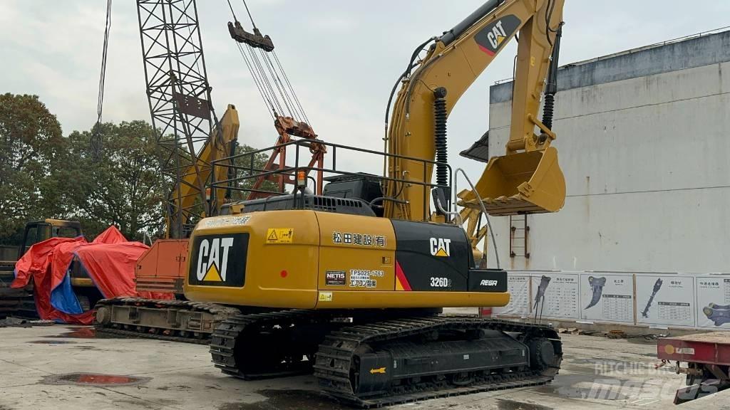 CAT 326D2 Bageri guseničari