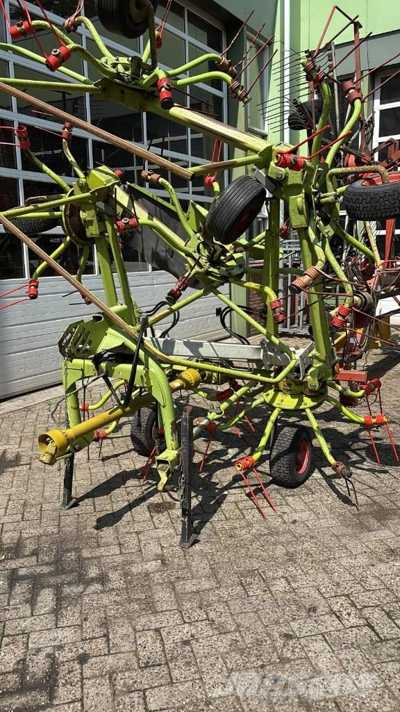 CLAAS Volto 770 Okretači i sakupljači sena