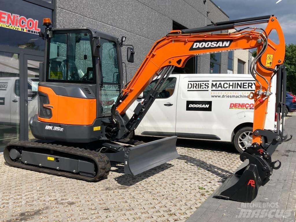 Develon DX 35 Z-7 Mini bageri < 7t