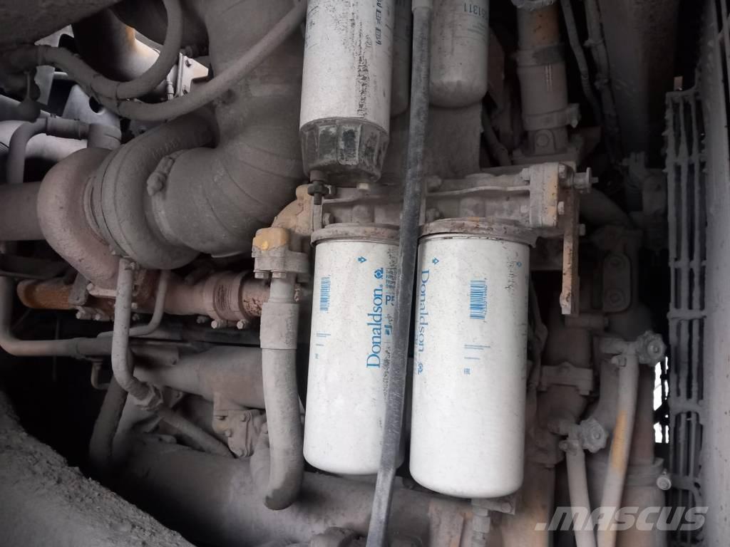 CAT 775 D Kruti damperi