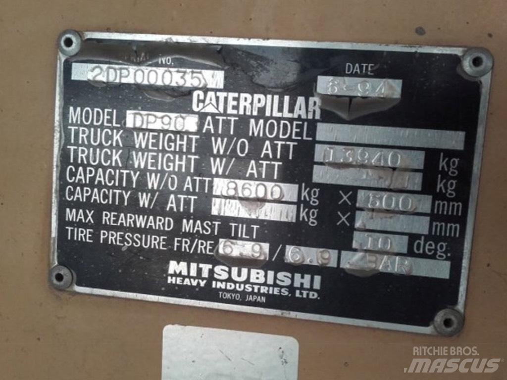 CAT DP90 Dizelski viljuškari