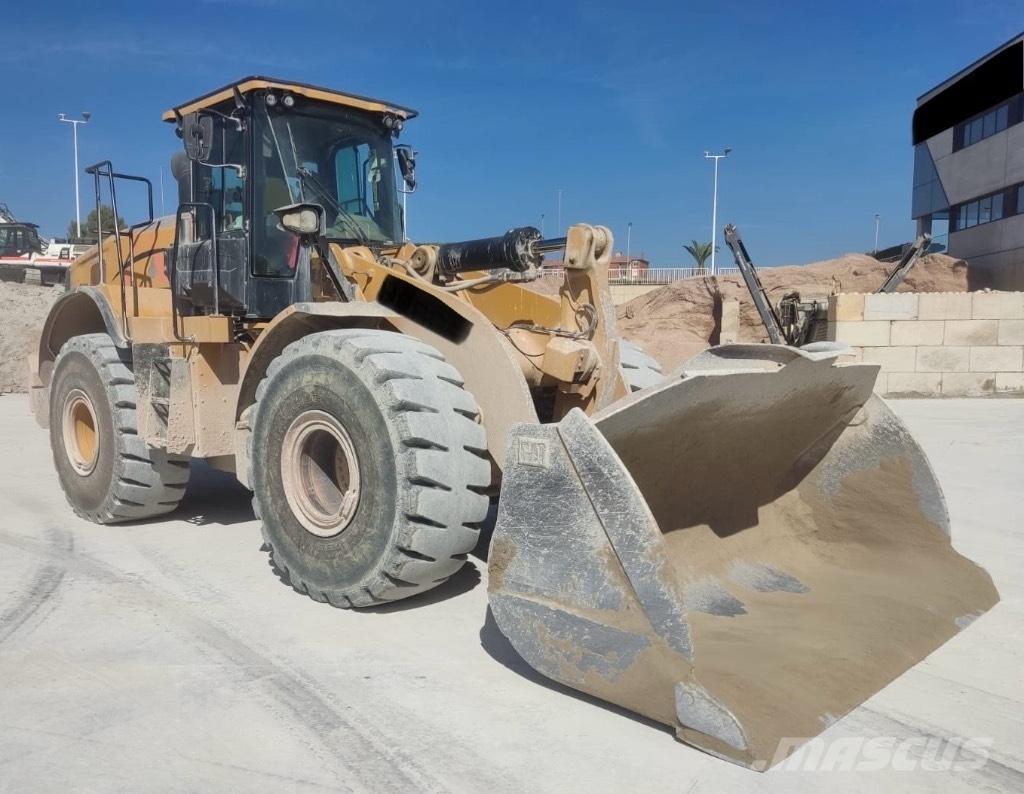 CAT 966 M Utovarivači na točkove