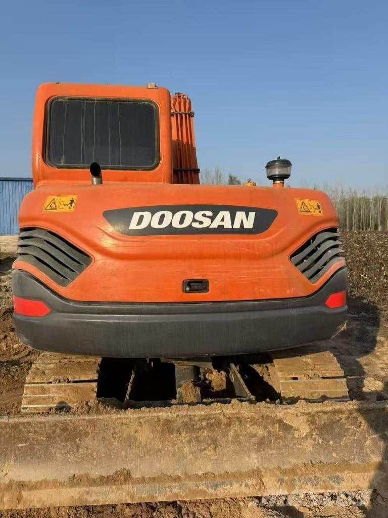 Doosan DX 75-9 C Bageri guseničari