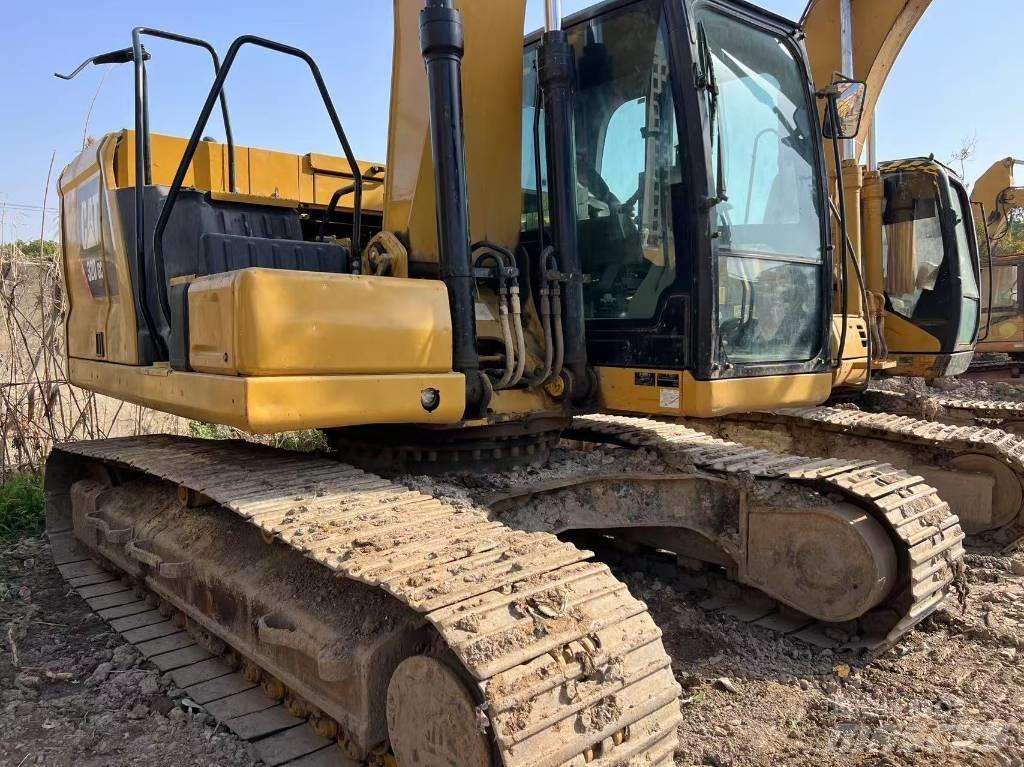 CAT 320 GC Bageri guseničari