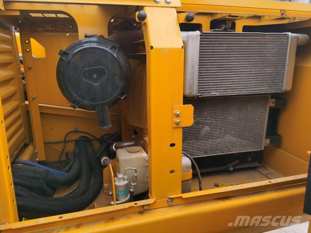 Komatsu PC220-7 Bageri guseničari