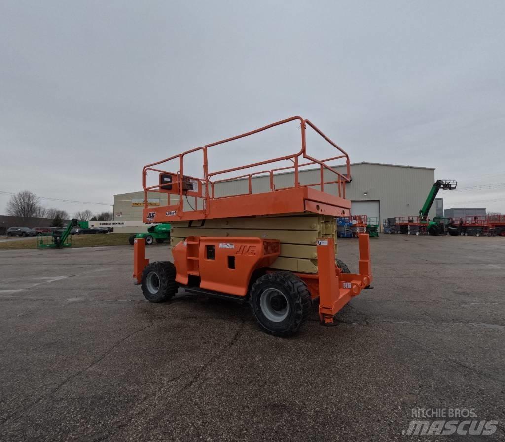 JLG 4394 RT Makazaste platforme