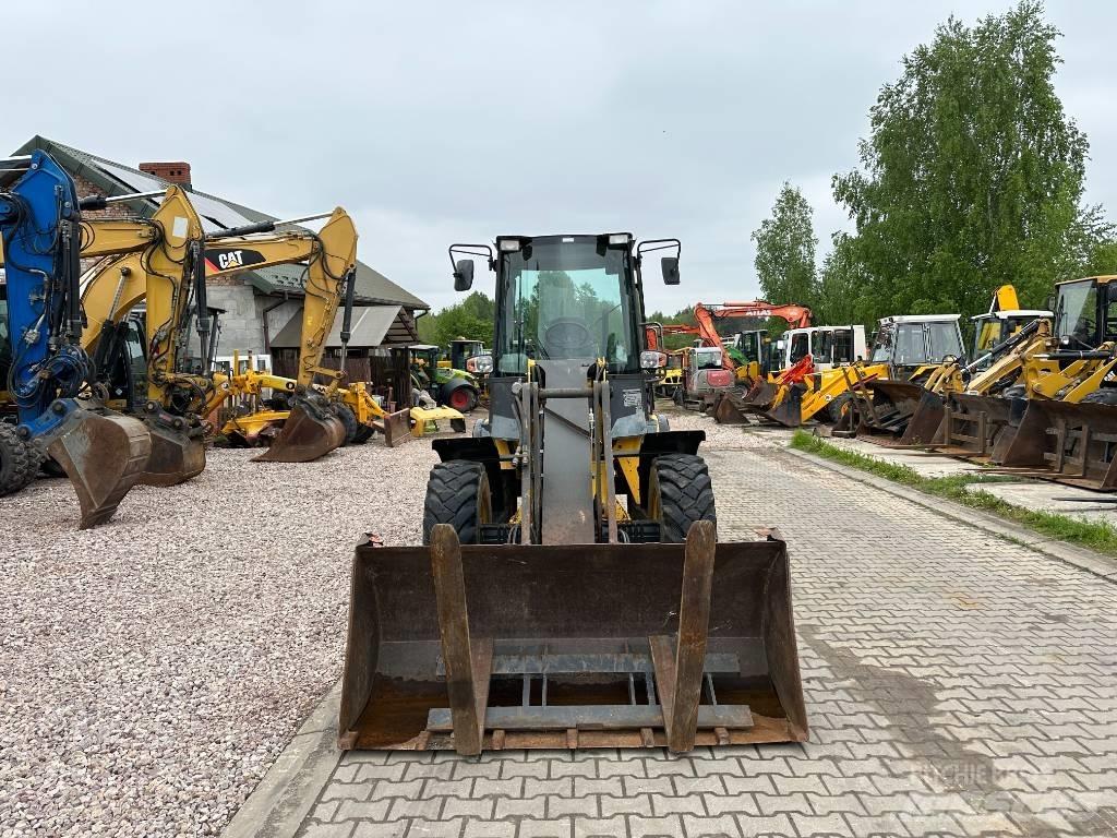 New Holland W 70 TC Utovarivači na točkove