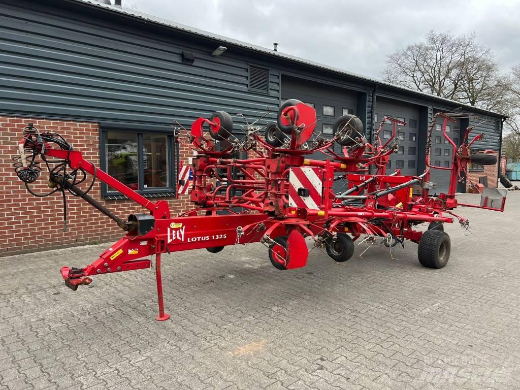 Lely Lotus 1325 Okretači i sakupljači sena