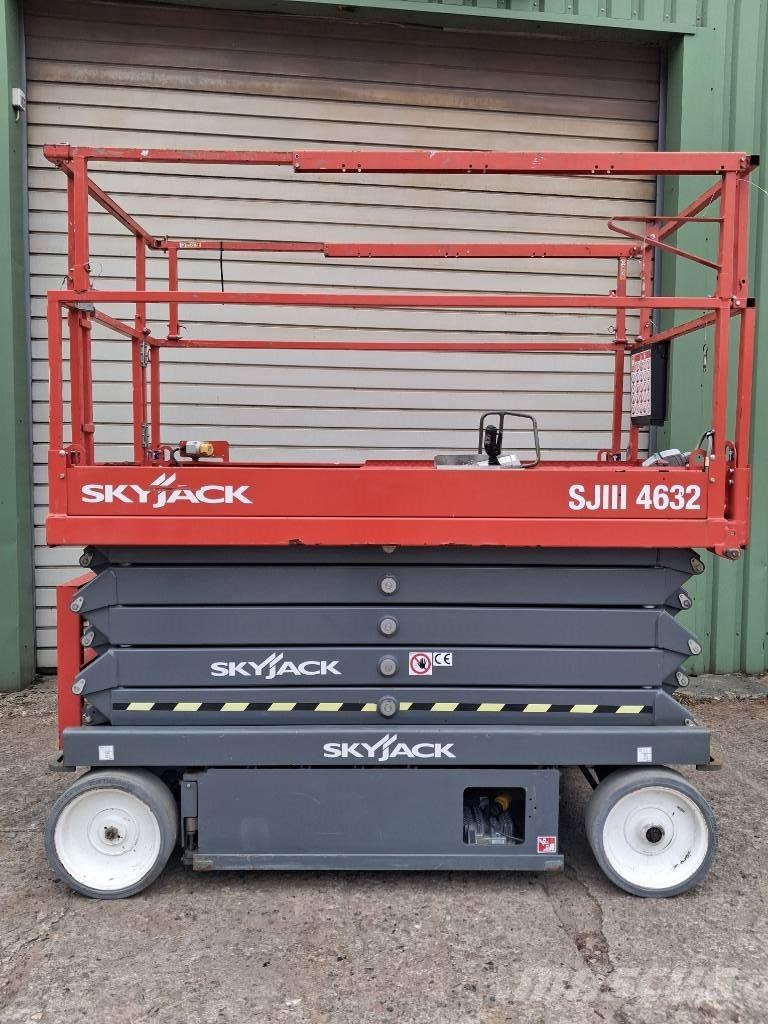SkyJack SJ III 4632 Makazaste platforme