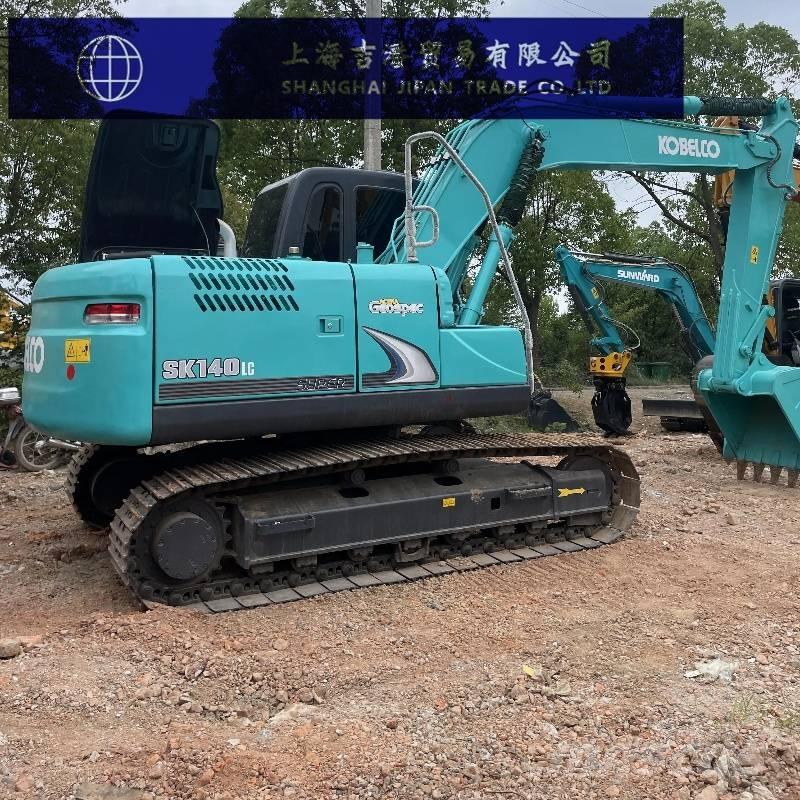 Kobelco SK 140 Midi bageri 7t – 12t