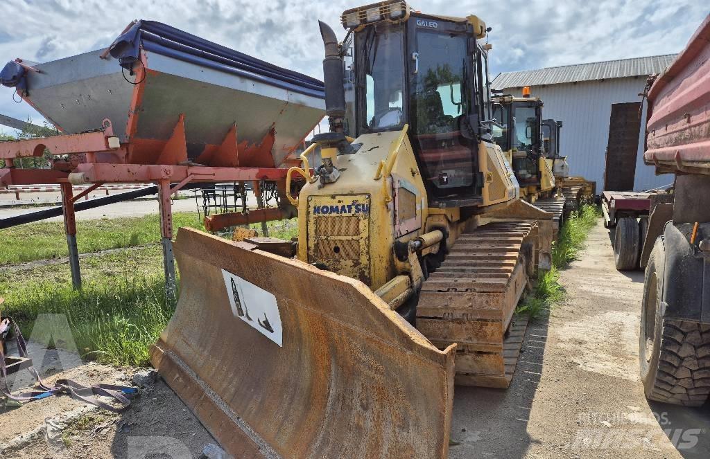 Komatsu D 51 EX-22 Buldožeri guseničari