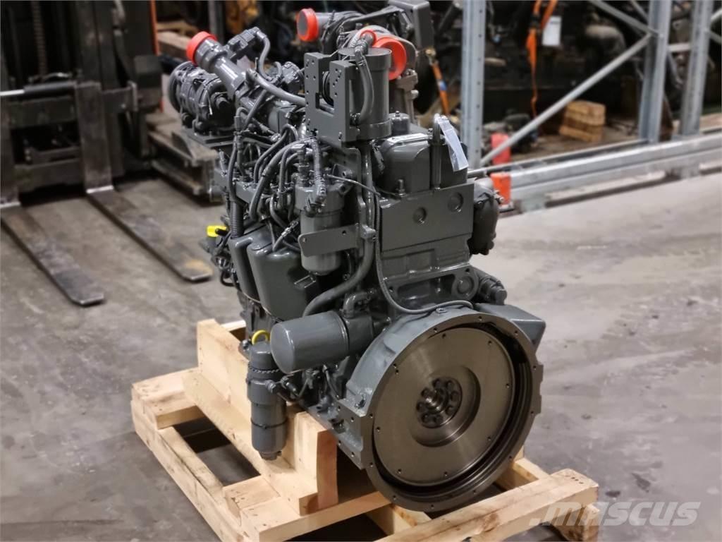 Komatsu 49 AWF Motori