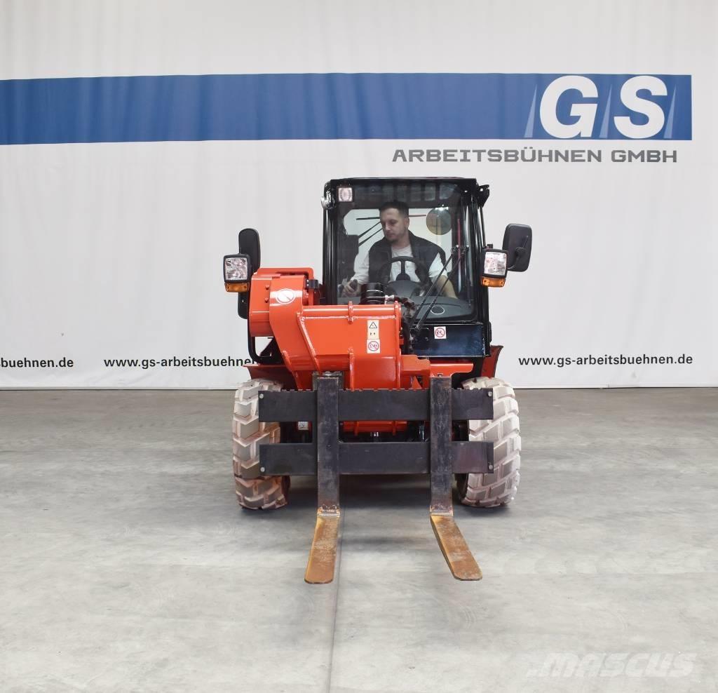 JCB 520-40 4WS Teleskopski viljuškari