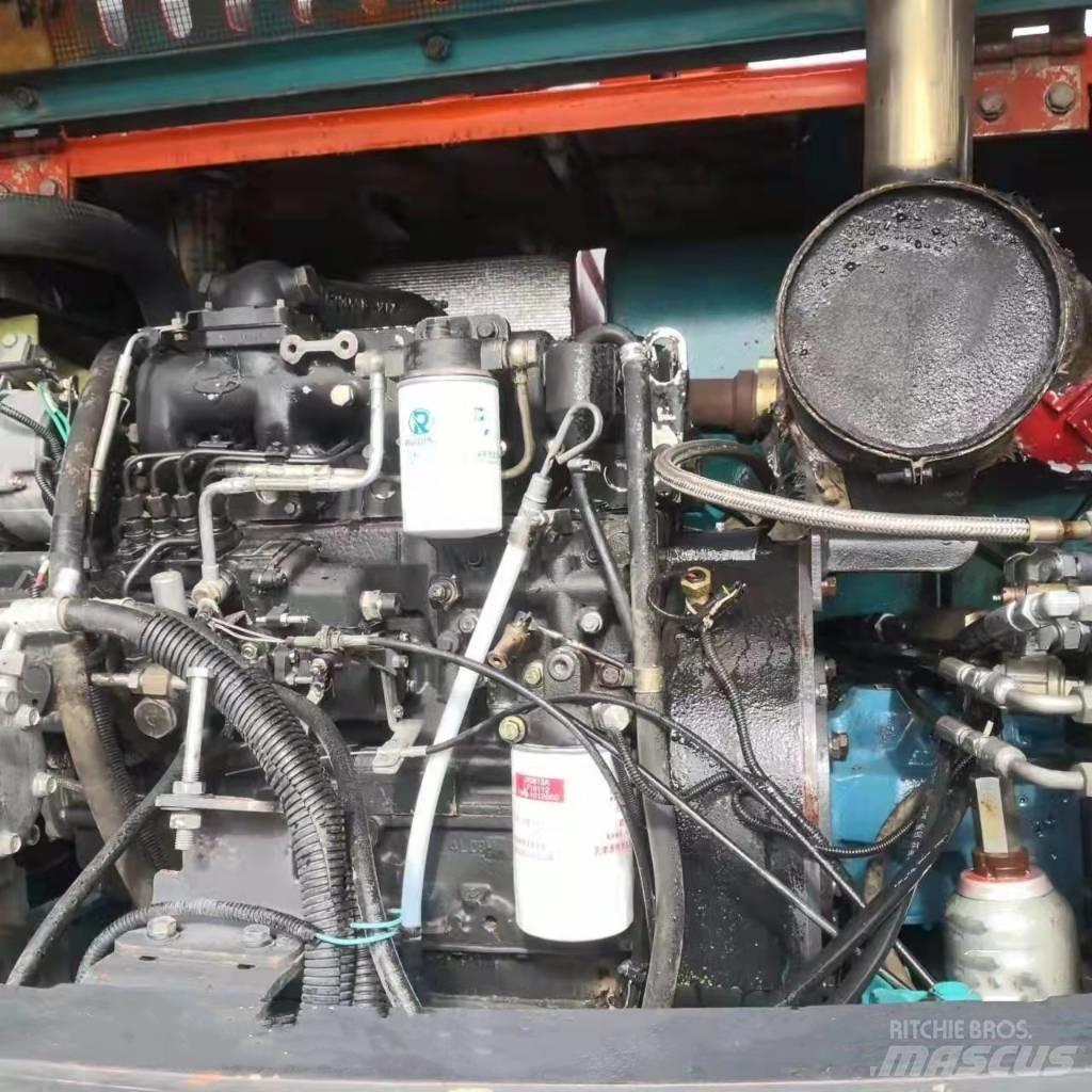 Doosan DX70W-9C Bageri točkaši