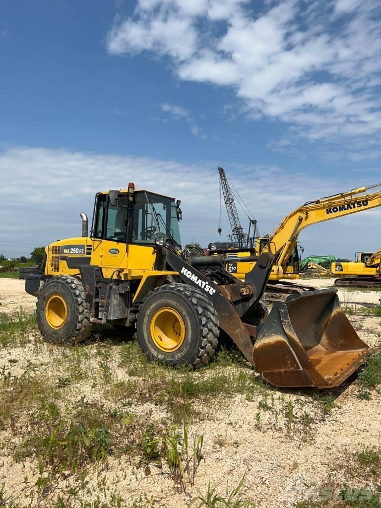 Komatsu WA 250 PZ-6 Utovarivači na točkove