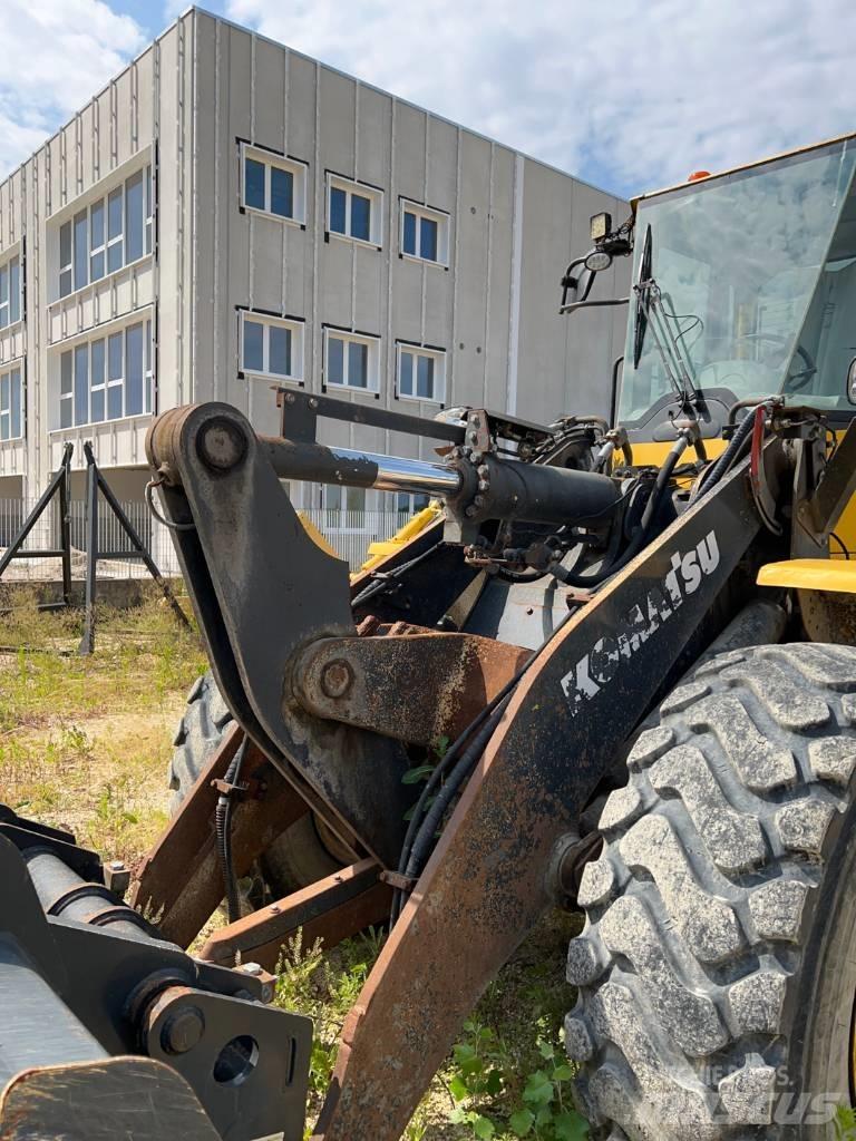 Komatsu WA 250 PZ-6 Utovarivači na točkove