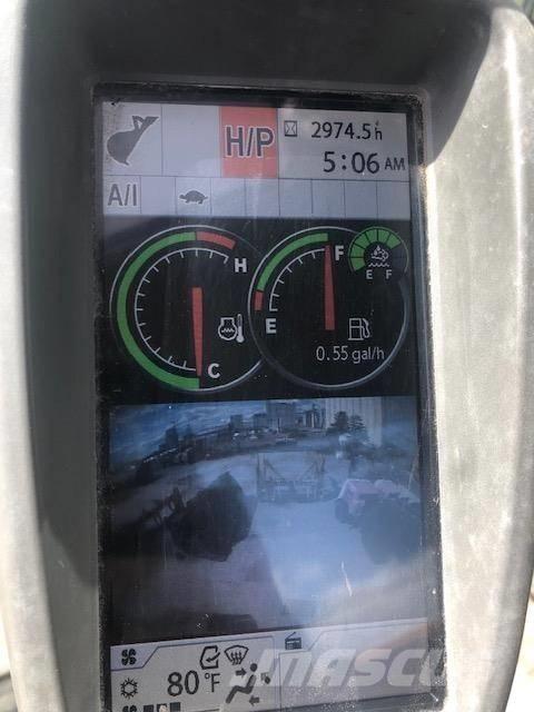 DEERE 245G LC Bageri guseničari