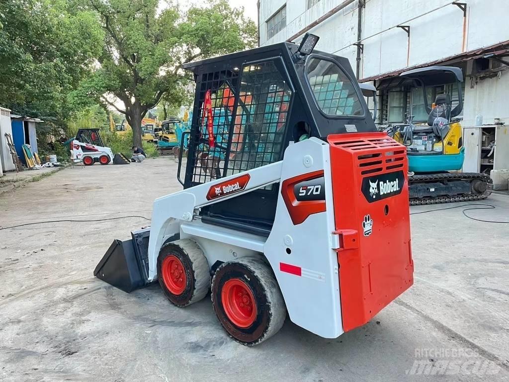 Bobcat S70 Skid steer mini utovarivači