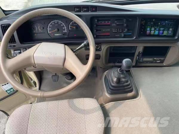 Toyota Coaster Bus Mini autobusi