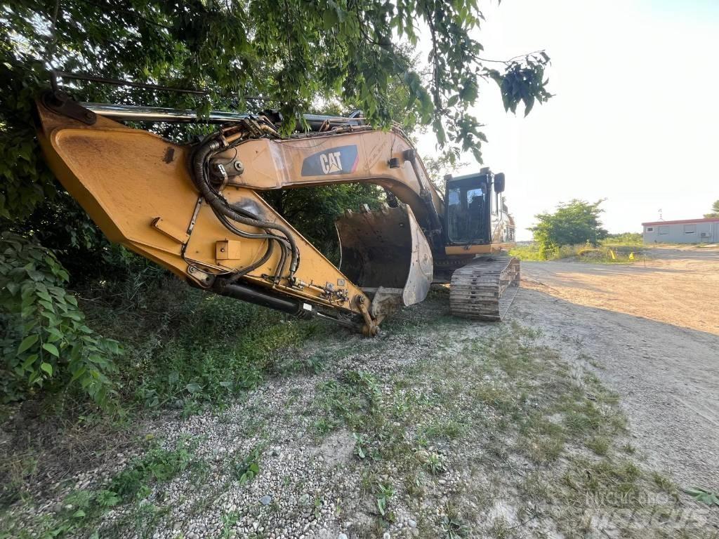 CAT 330 D Bageri guseničari