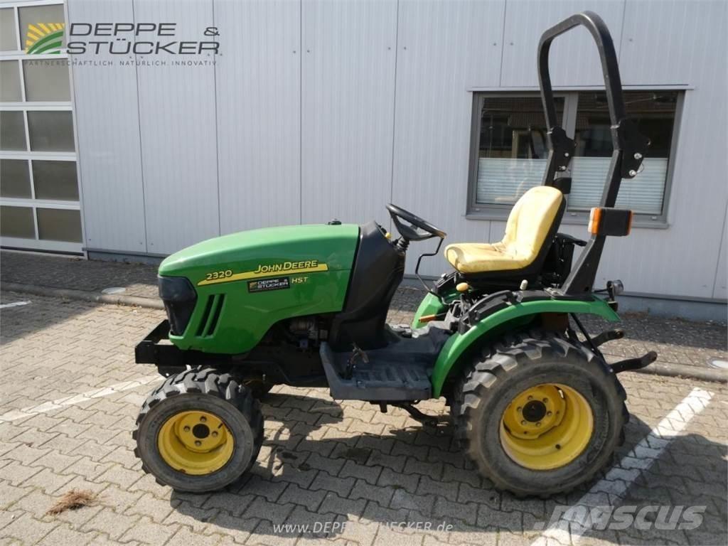 John Deere 2320 Manji traktori