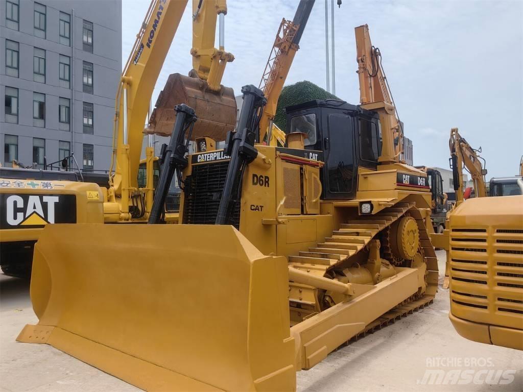 CAT D 6 R Buldožeri guseničari
