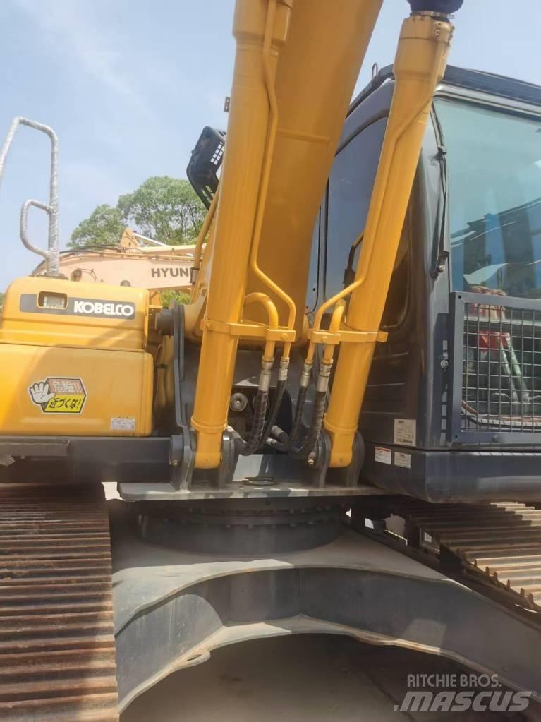 Kobelco SK 200 Bageri guseničari