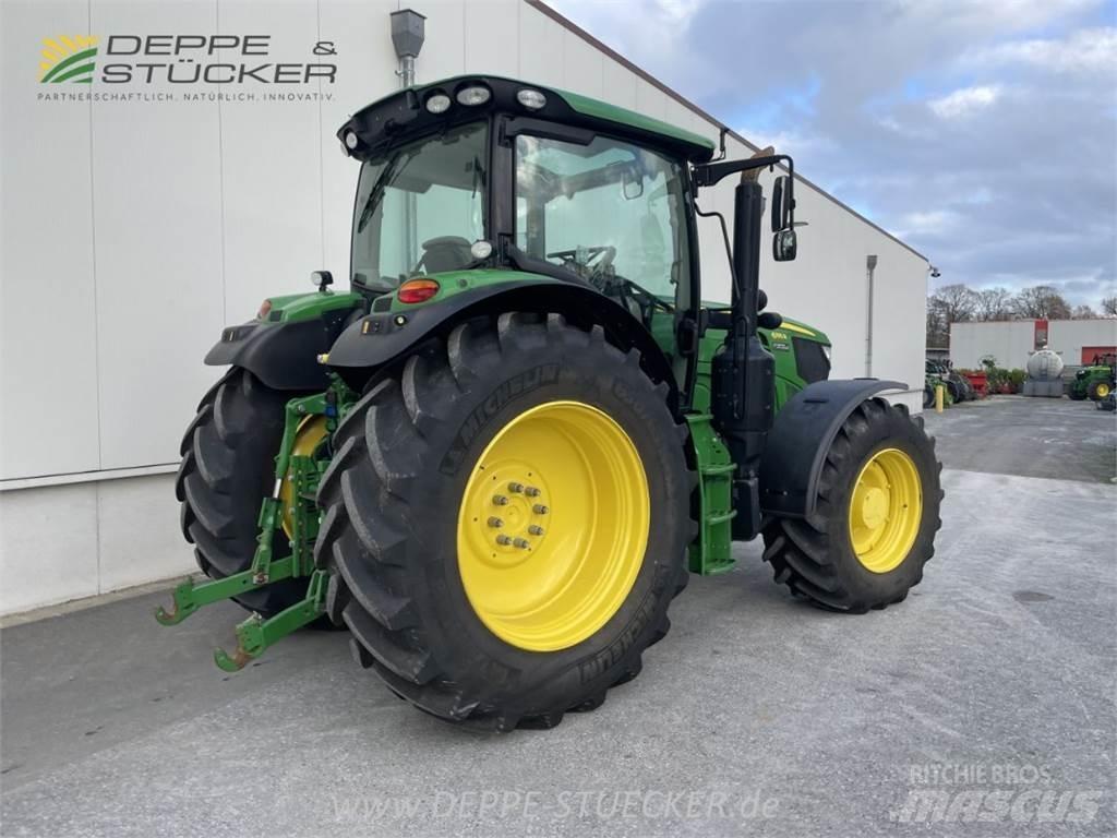 John Deere 6155R Traktori
