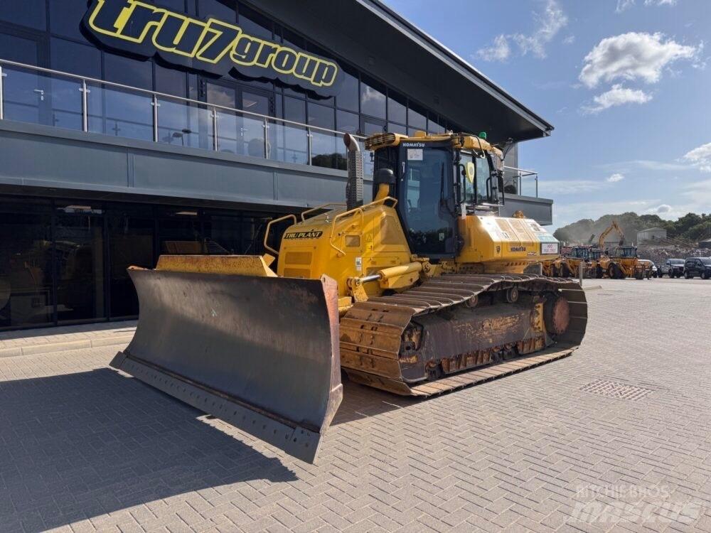 Komatsu D71 PXi-24EO Buldožeri guseničari