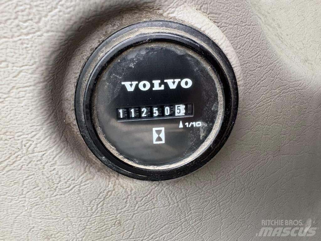 Volvo EC 250 EL Bageri guseničari
