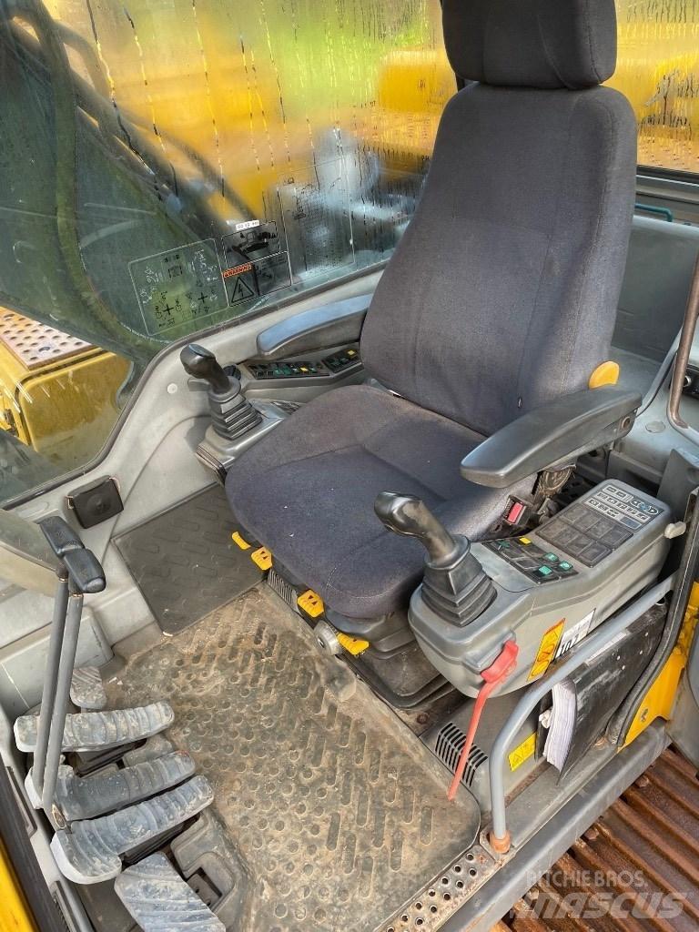 Volvo EC180B Bageri guseničari
