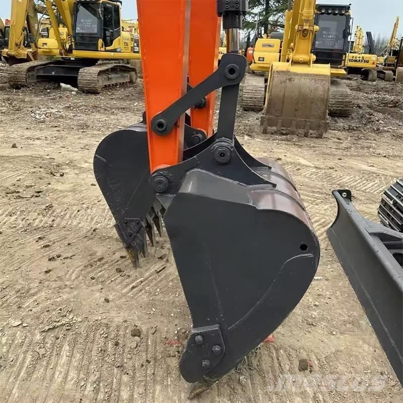 Doosan DX 80 Midi bageri 7t – 12t