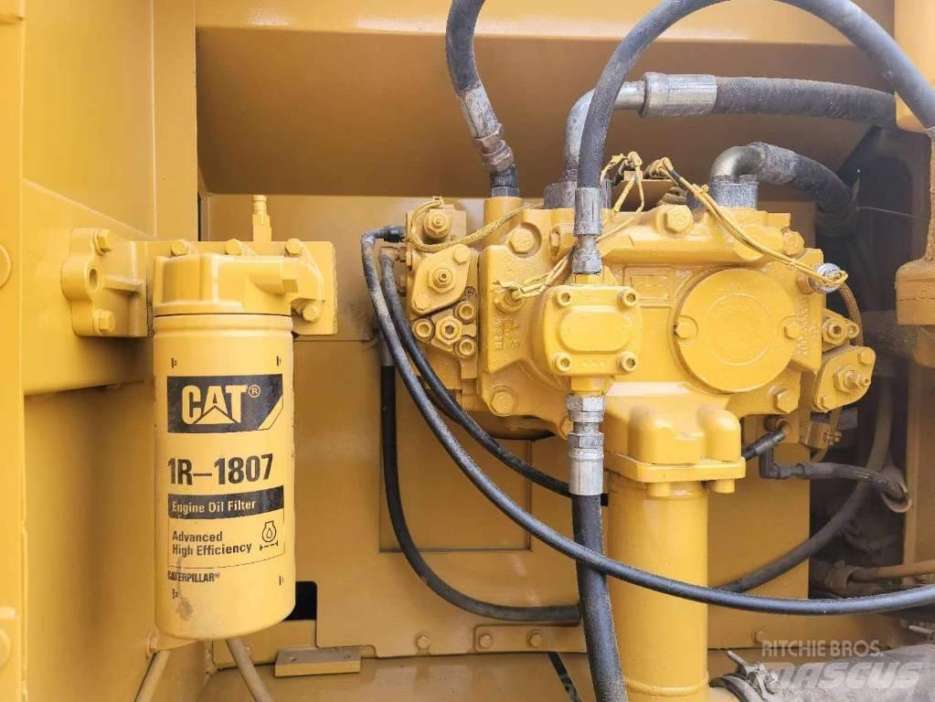 CAT 325 D Bageri guseničari