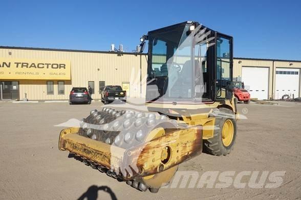 CAT CP-433E Valjci sa jednim bubnjem