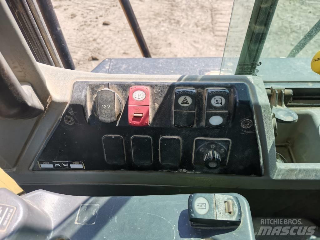 CAT 962 M Utovarivači na točkove