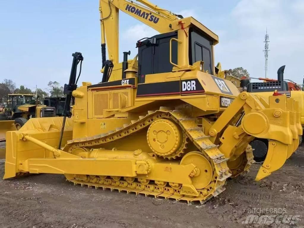 CAT D 8 R Buldožeri guseničari