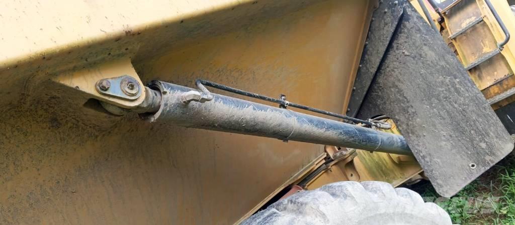 CAT 730 C 2 Zglobni damperi